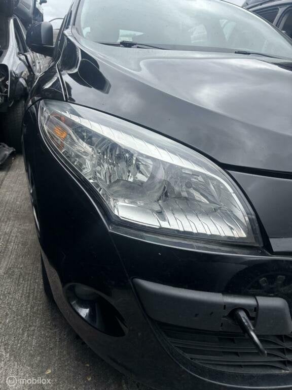 Koplamp rechts Renault Megane Estate III ('09-'16), Autos : Pièces & Accessoires, Enlèvement ou Envoi, Renault, Utilisé, Renault