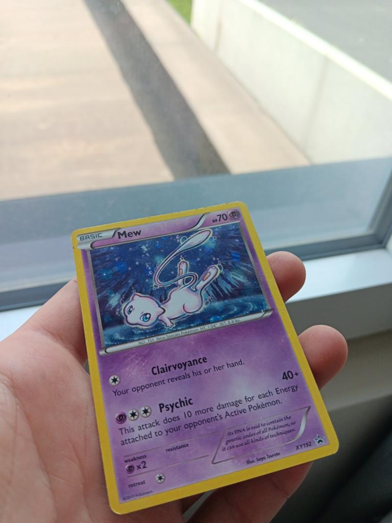 Med pokémon card, Ophalen of Verzenden, Zo goed als nieuw, Losse kaart, Foil