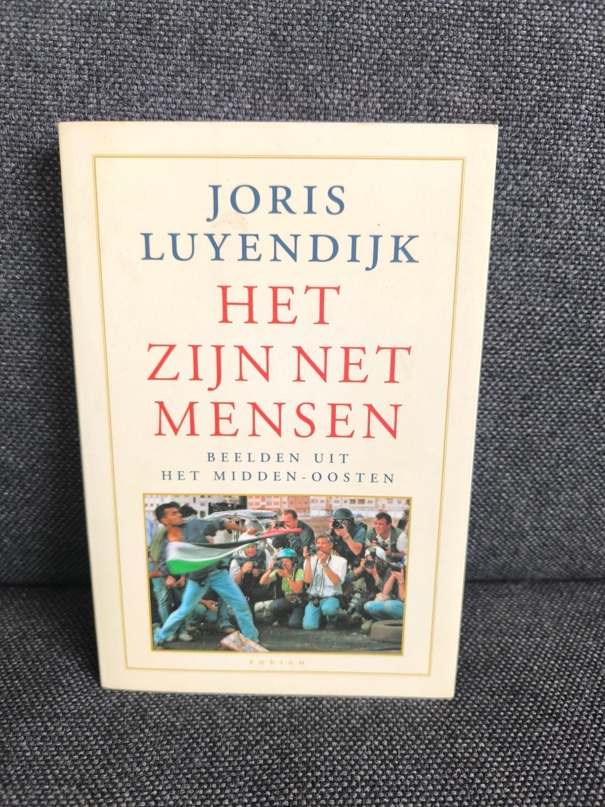 Het zijn net mensen (Joris Luyendijk), Ophalen, Zo goed als nieuw, Maatschappij en Samenleving, Joris Luyendijk