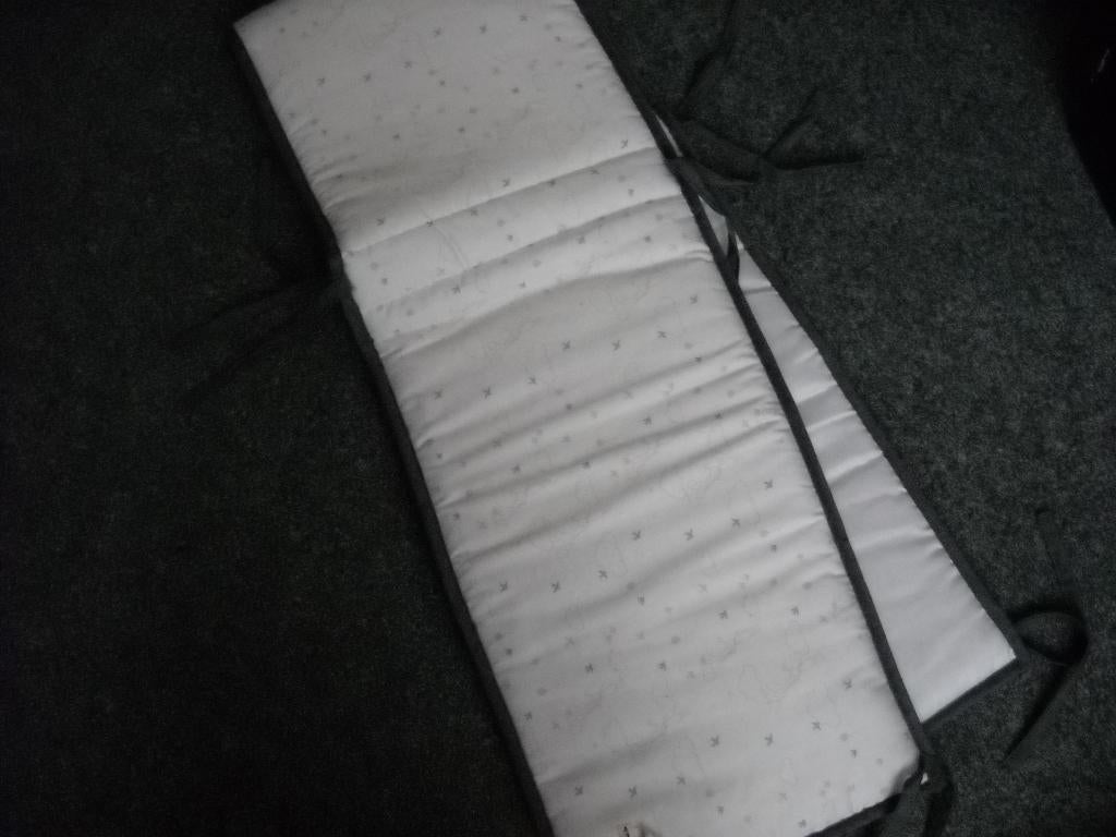 nieuwe hoofdbescherming voor baby wiegje € 1,00, Ophalen, Nieuw