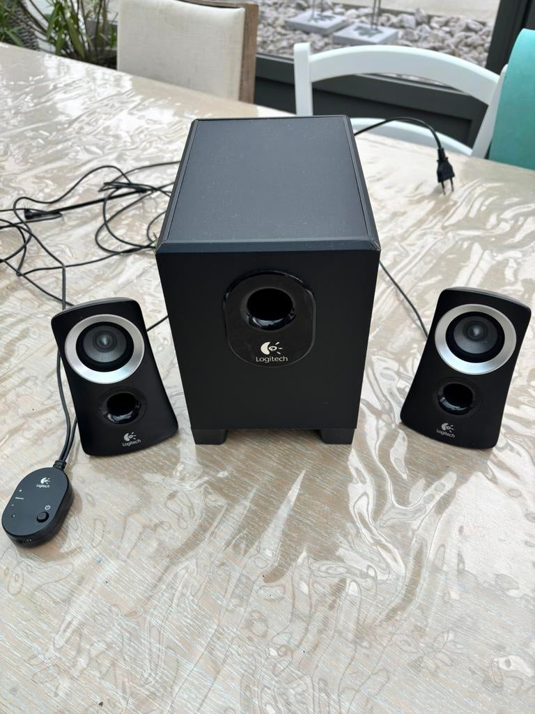 Logitech Z313 avec woofer, Enlèvement ou Envoi, Comme neuf