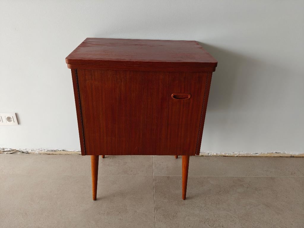Retrot Vintage Naaikastje, Ophalen