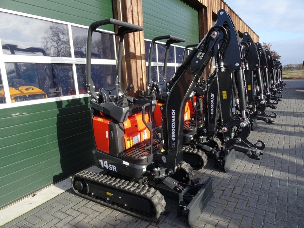 Nieuwe Eurocomach 14SR met Hydr. CW05 - 3 bakken, Zakelijke goederen, Ophalen