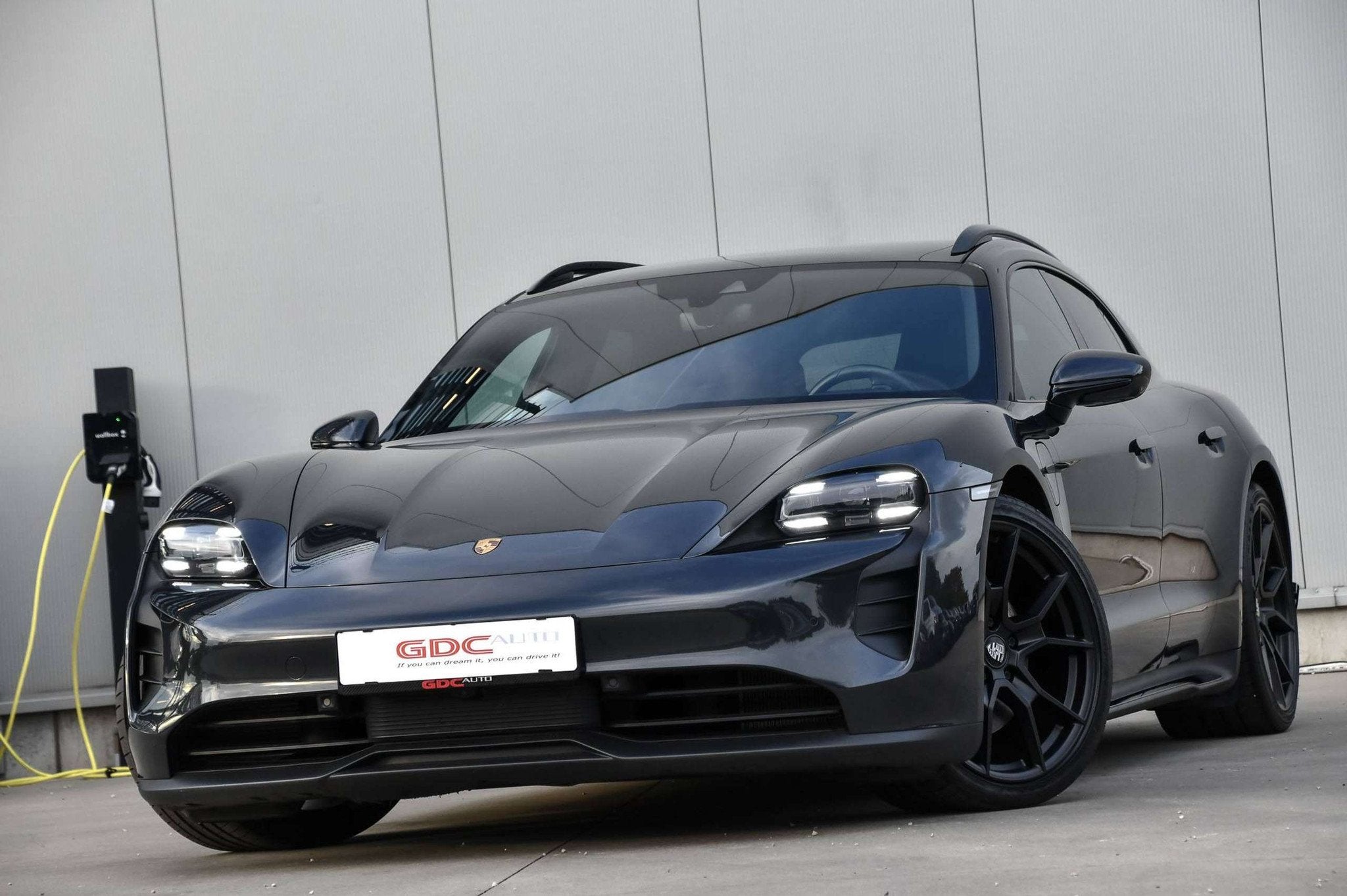 Porsche Taycan Taycan Sport Turismo Taycan 4S Sport Turismo, Cuir, Argent ou Gris, Achat, Entreprise
