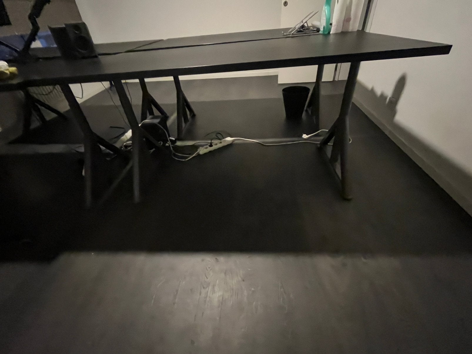 Bureau IDASEN IKEA, Huis en Inrichting, Bureaus, Ophalen, Zo goed als nieuw, IKEA