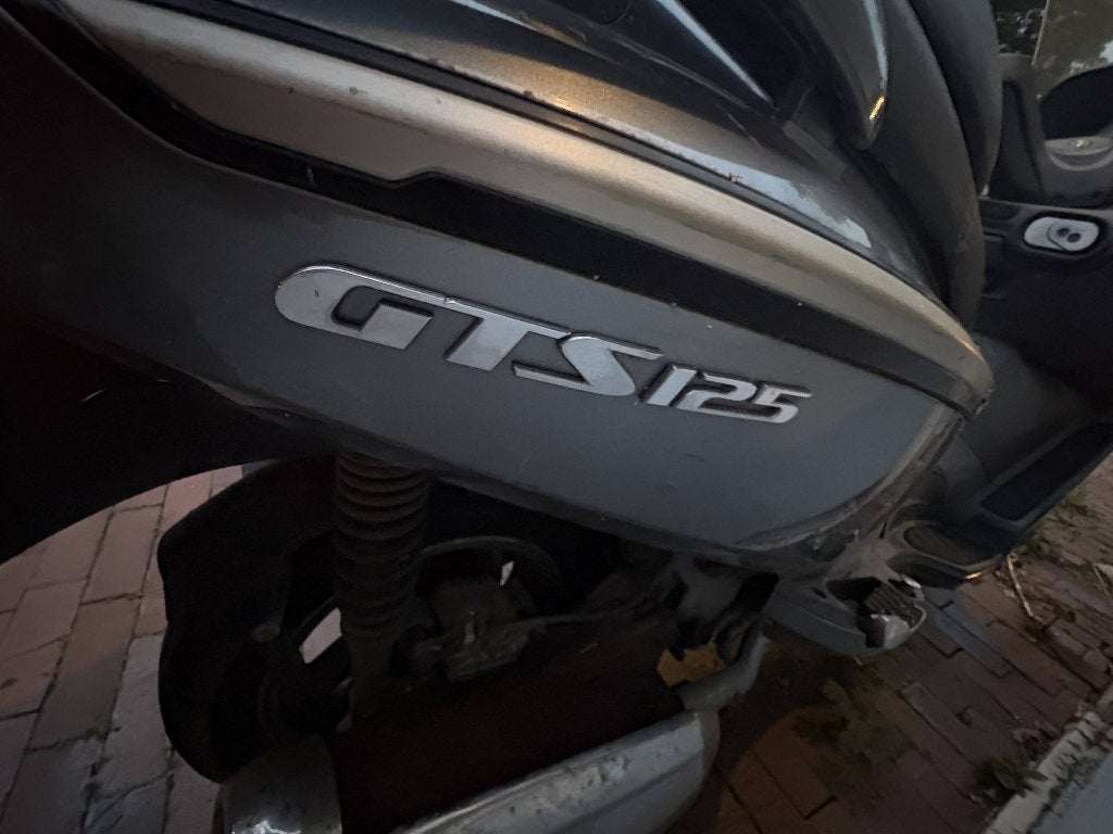 Syms moteur 125cc, Motos, Enlèvement, 1 cylindre, 12 à 35 kW