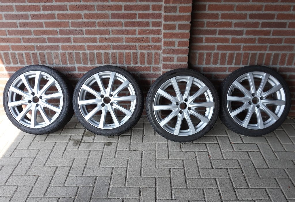 17 inch alu. velgen (4x100) met goede 205/40-17., Auto-onderdelen, Ophalen, Gebruikt, Banden en Velgen, 17 inch