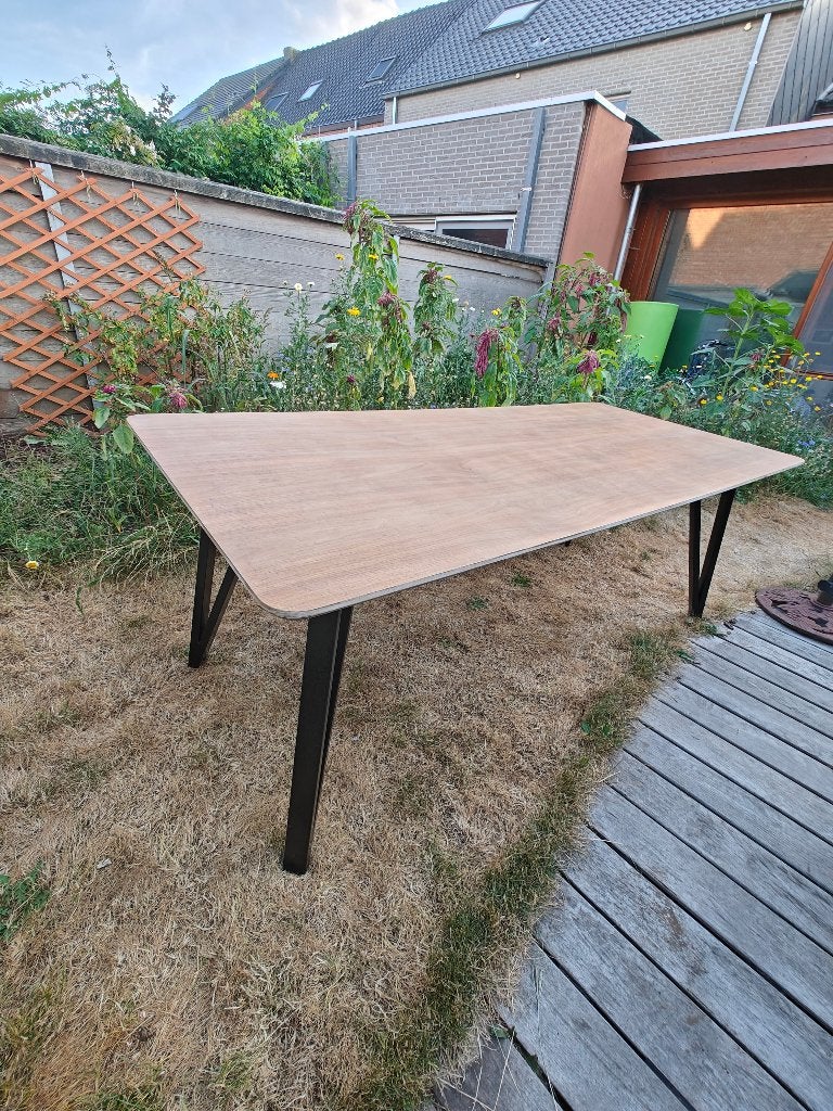 Prachtige walnoten eettafel 200  90 cm – modern & stijlvol, Prachtige walnoten eettafel 200 × 90 cm – modern & stijlvol, 200 cm of meer