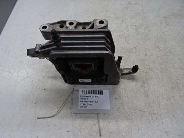MOTORSTEUN Mini Mini Convertible (F57) (687562803), Gebruikt, Mini, Petuelring 130
80809  München, DE, Minikundenbetreuung@mini.de