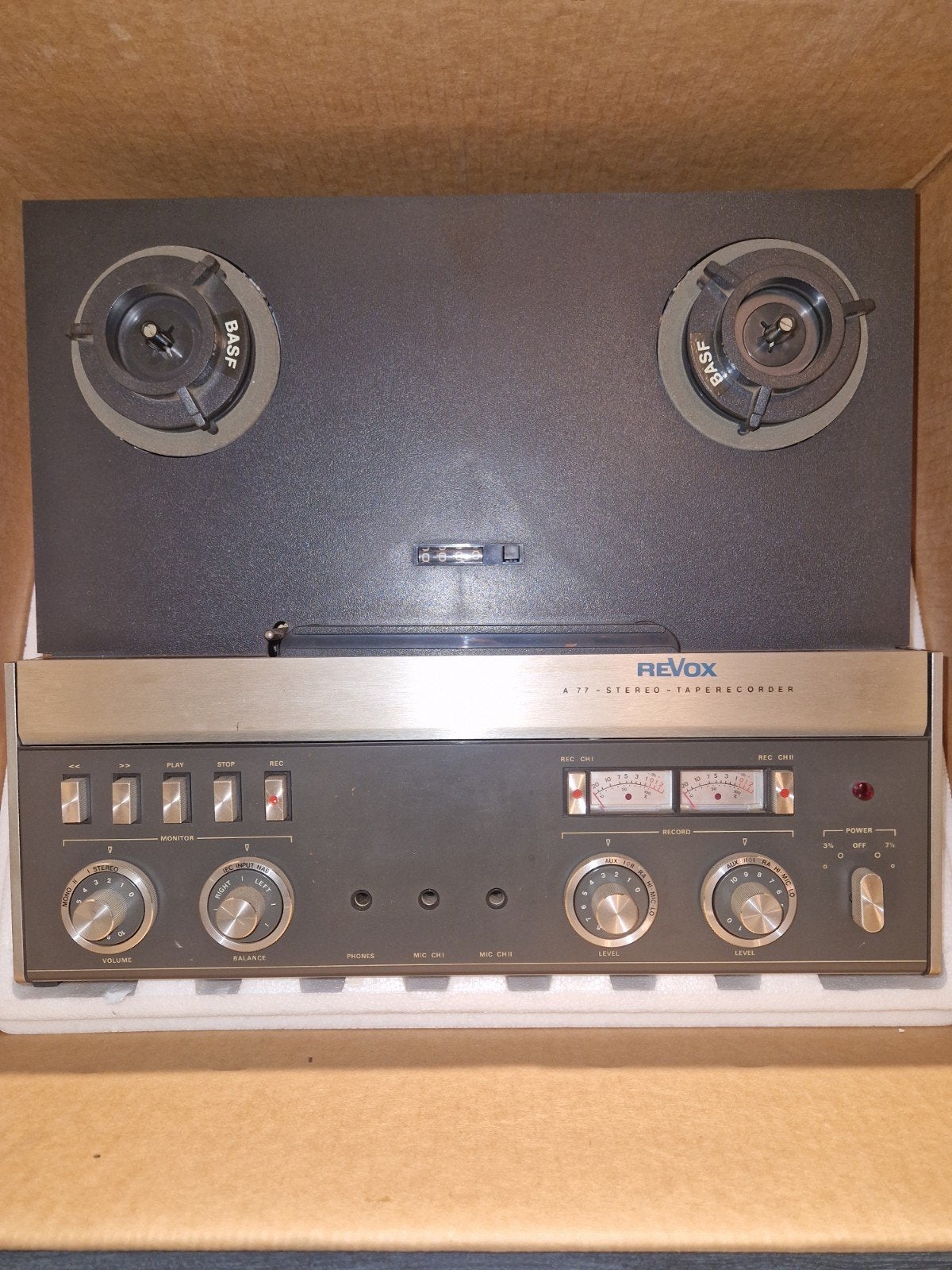 Unieke Revox A77MK IV 2 spoor met originele doos en factuur, Ophalen, Bandrecorder