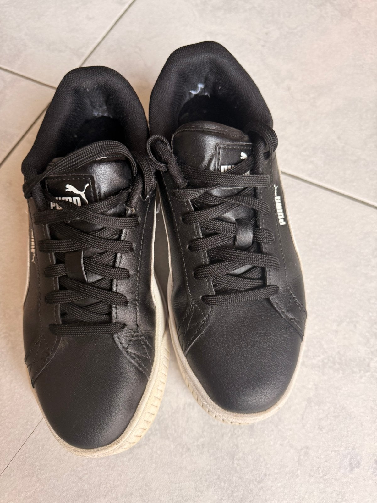 Adidas Puma dammen, Ophalen, Zo goed als nieuw