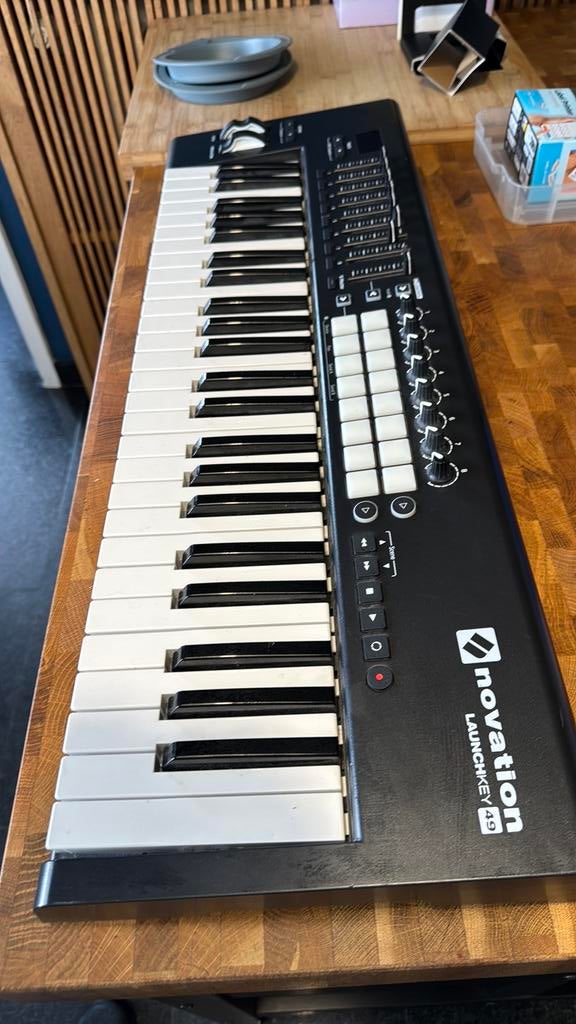 Novation Launchkey49, Musique & Instruments, Enlèvement, Comme neuf