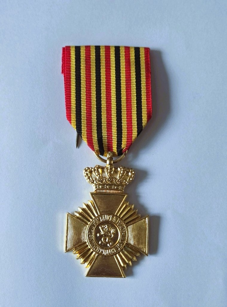Militaire Ereteken 2 klasse., Verzamelen, Militaria | Algemeen, Ophalen of Verzenden