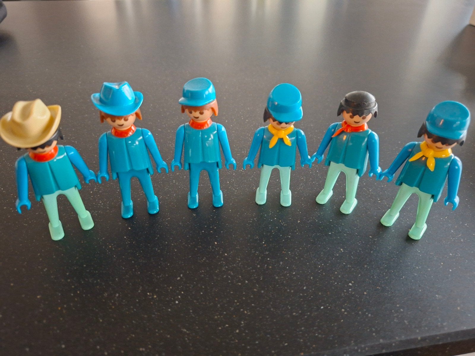 Playmobil Blauwhemden en ziekenhuis, Losse onderdelen, Ophalen of Verzenden, Zo goed als nieuw, Figuren