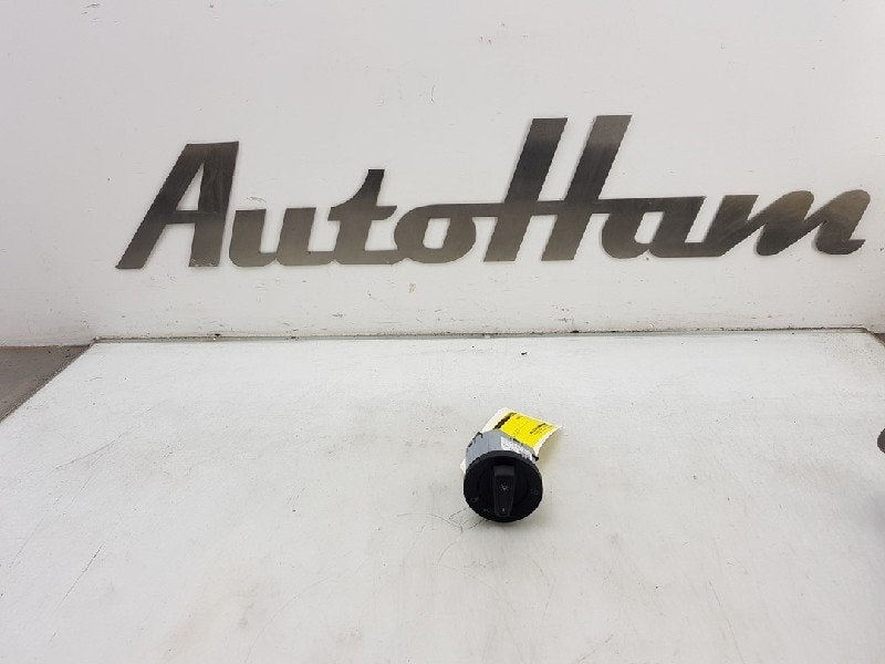 LICHTSCHAKELAAR Skoda Fabia III Combi (NJ5), Dhr. J. Ham, Gebruikt, Administratie@autoham.nl, Skoda