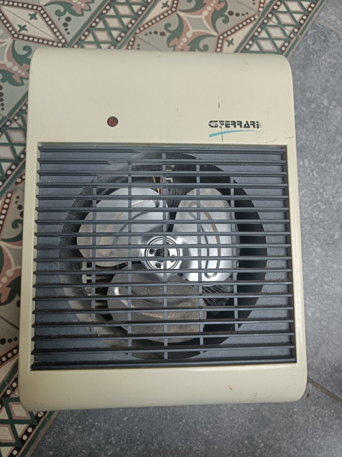Radiateur soufflant Ferrari, Enlèvement