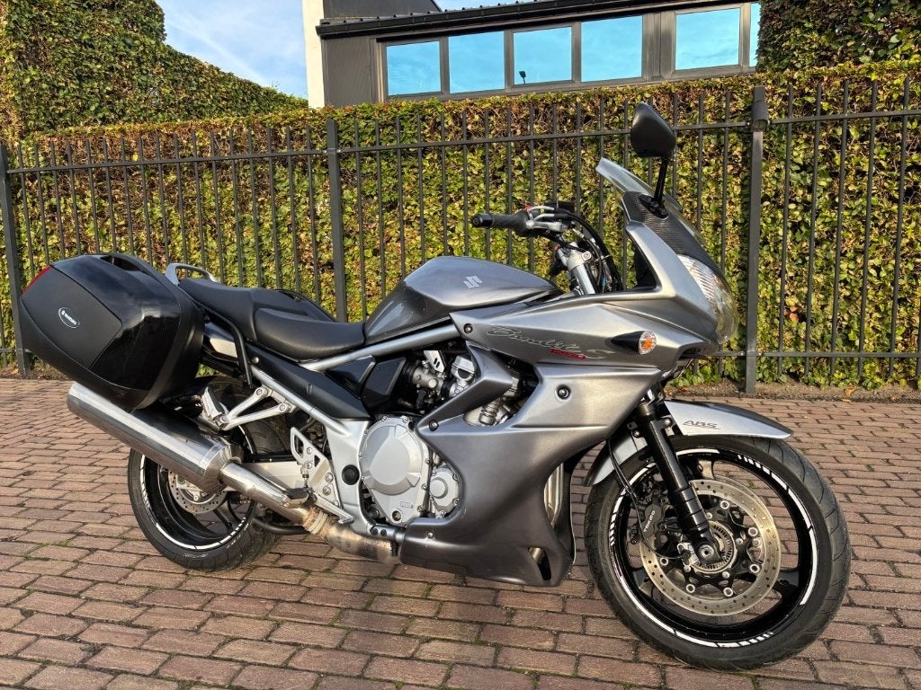Suzuki Bandit 1250S, Motos, Motos | Suzuki, Permis Moto A, Tourisme, Entreprise, Occasion