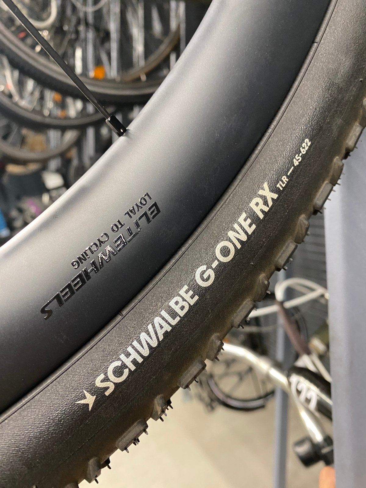 Schwalbe g-one rx 45mm, Caoutchouc, Pneu, Enlèvement ou Envoi, Comme neuf