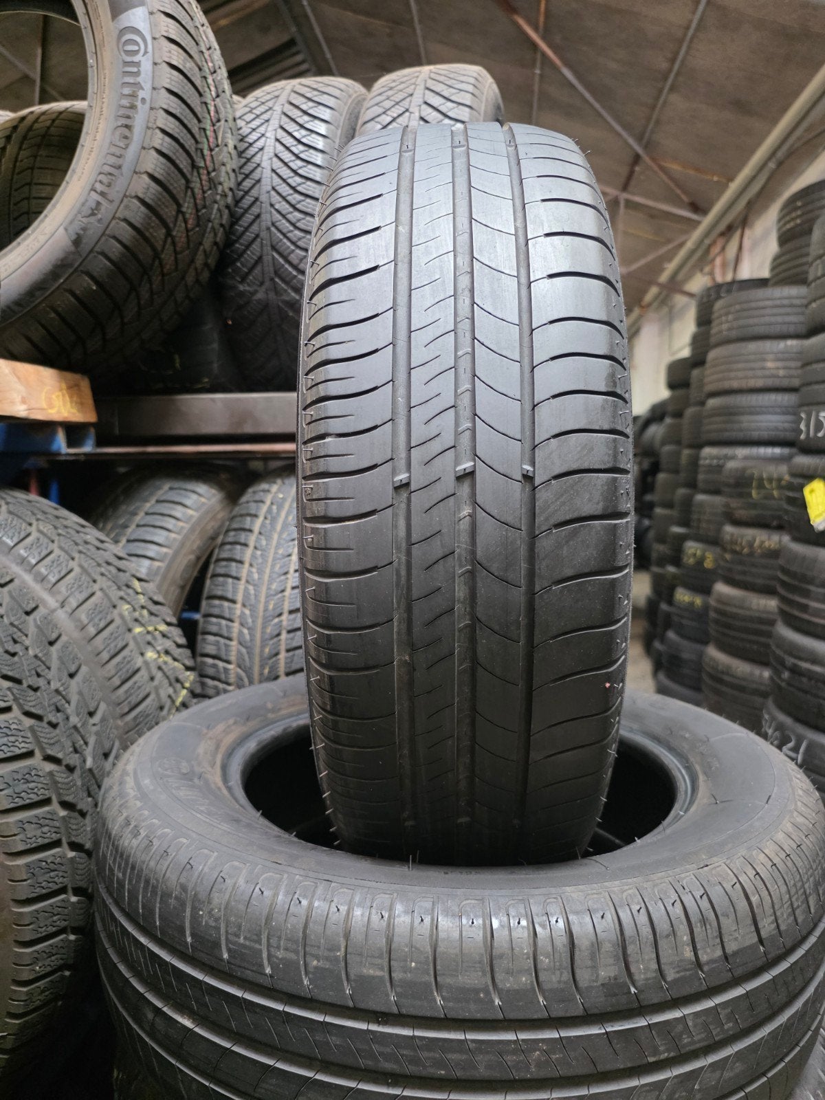 185 60 15 Michelin avec montage et équilibrage, Enlèvement