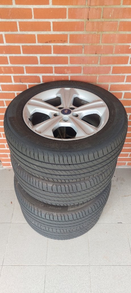 Zomerband 255/55 R17 + Velg (Ford Kuga), Auto-onderdelen, Ophalen, Gebruikt, Banden en Velgen, 17 inch