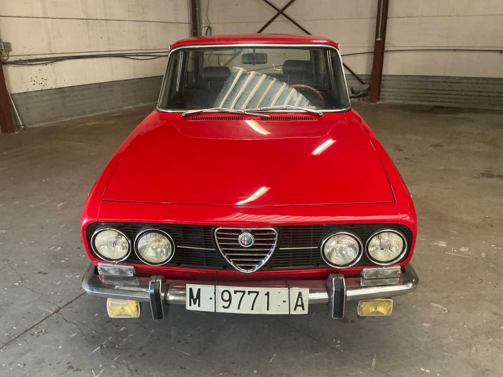 1971 Alfa Romeo Berlina 2000 Oldtimer, Auto's, Bedrijf, Handgeschakeld, Overige carrosserie, Alfa Romeo