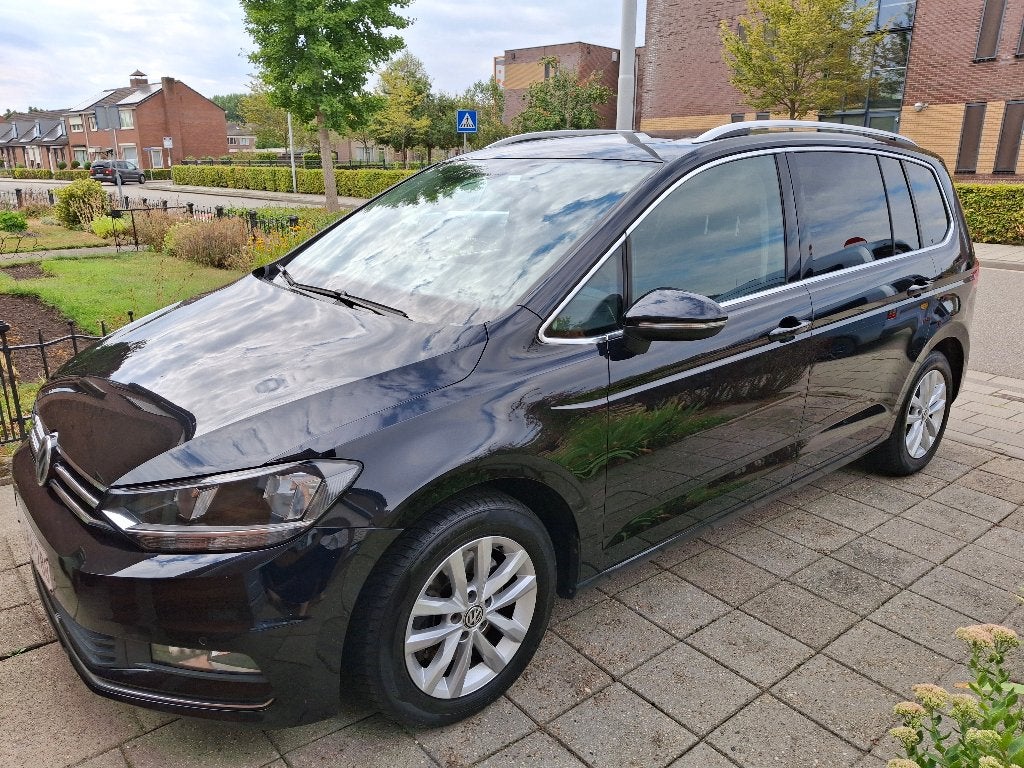 Volkswagen Touran II 1.6 TDI 2016, Auto's, Navigatiesysteem, Alcantara, Particulier, Te koop