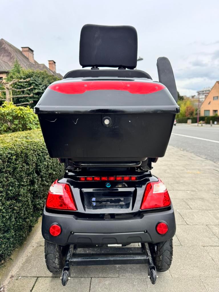 Prachtig For Motion | On Four 4 wiel scootmobiel 30km/u snel, Ophalen of Verzenden, Inklapbaar, Zo goed als nieuw, Elektrische rolstoel