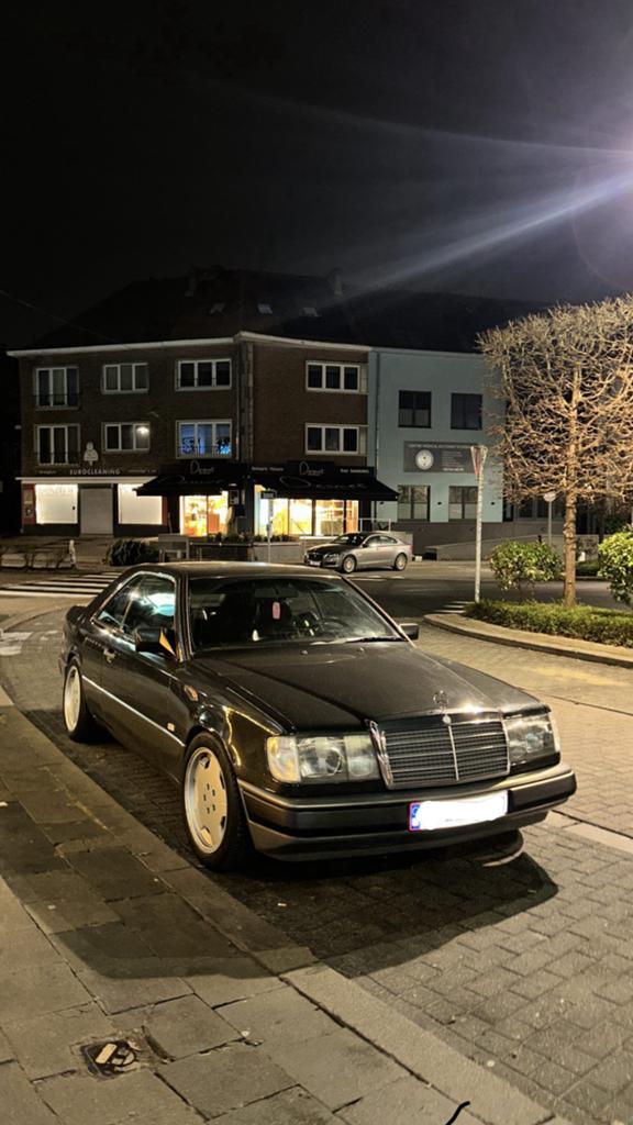 Mercedes 300ce w124, Autos, Mercedes-Benz, Entreprise, ABS, Airbags, Air conditionné, Alarme, Bluetooth, Verrouillage central