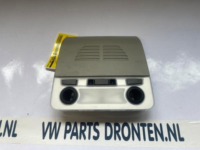 Eclairage intérieur avant d'un BMW 3-Serie, -, 3 mois de garantie, Utilisé, -