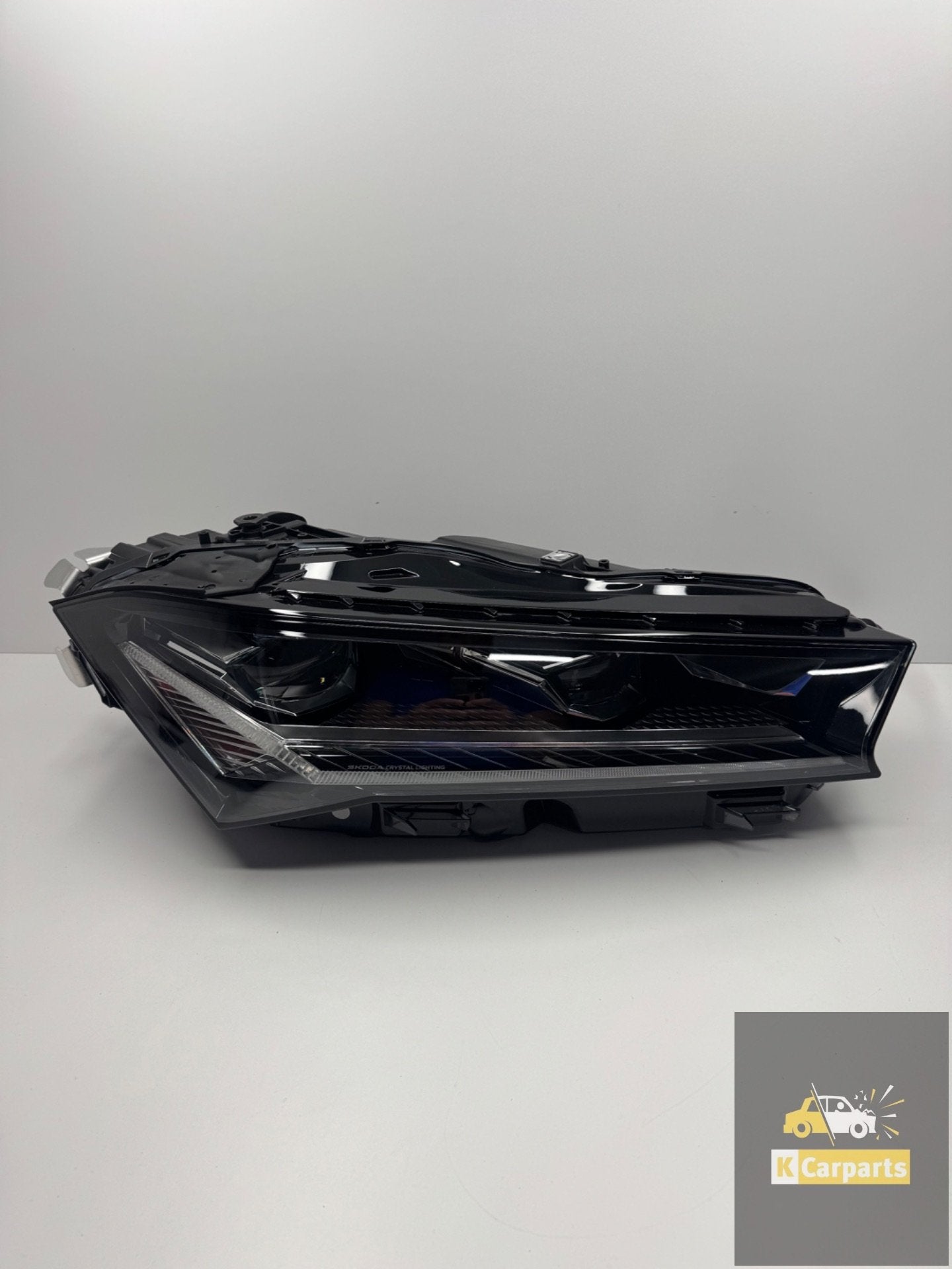 Phares LED Kolamp Crystal Lighting pour Skoda Superb 4 (r f., Autos : Pièces & Accessoires, Éclairage, Infoline@skoda-auto.cz