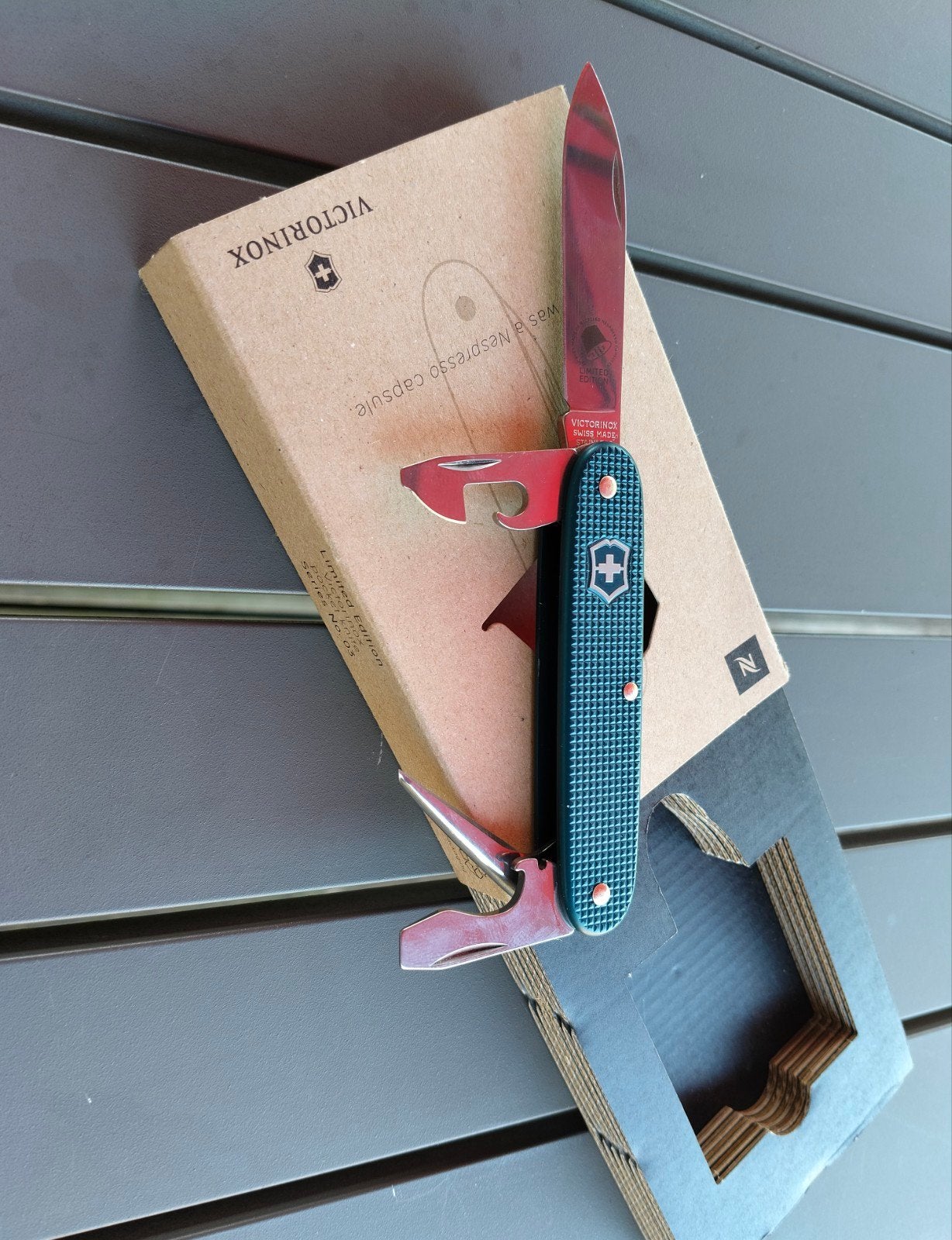 Victorinox Nespresso No. 3 nieuw met doos, Ophalen of Verzenden