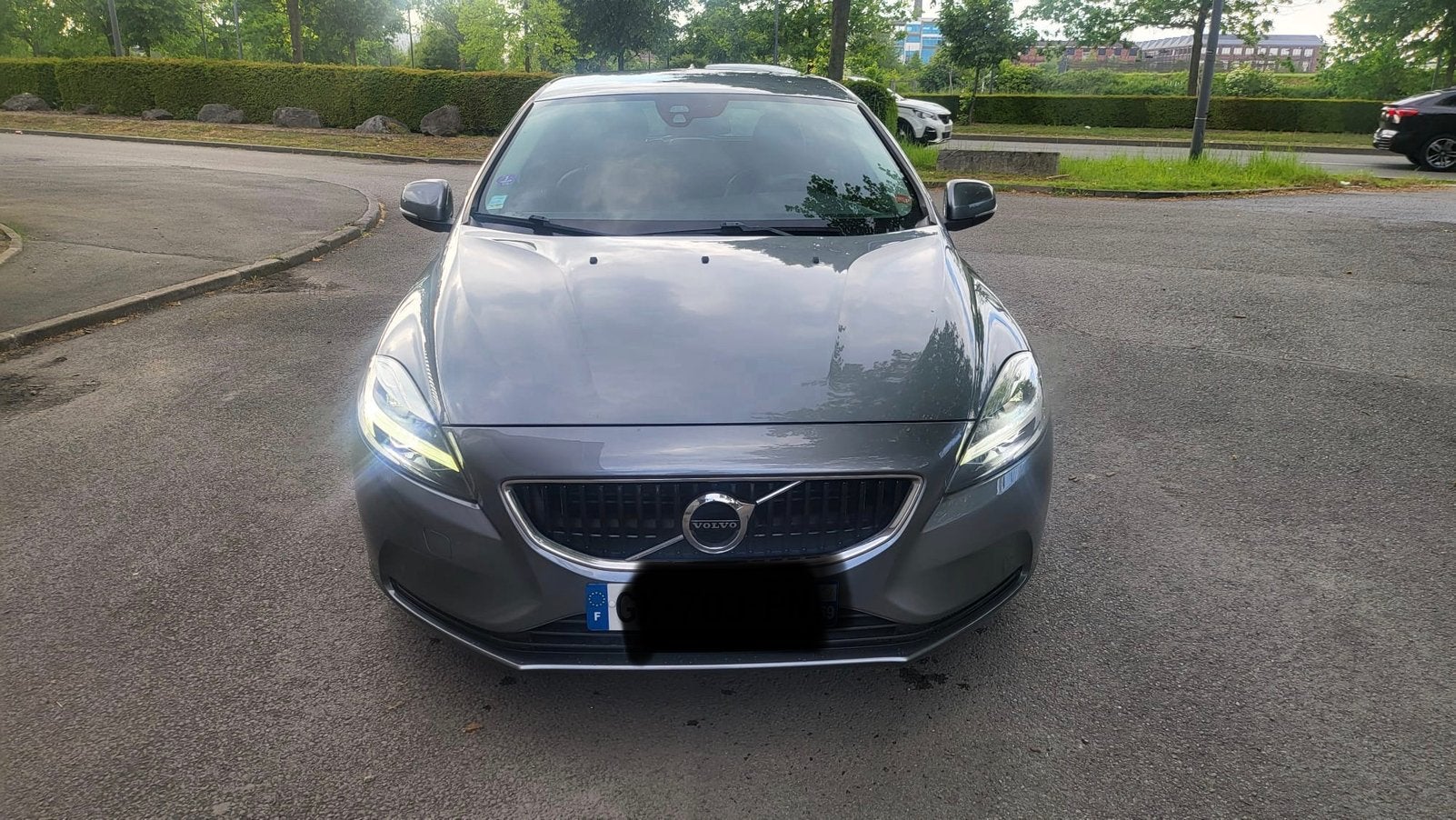 Volvo V40, Auto's, Volvo, 90 kW, Zwart, 1969 cc, Leder
