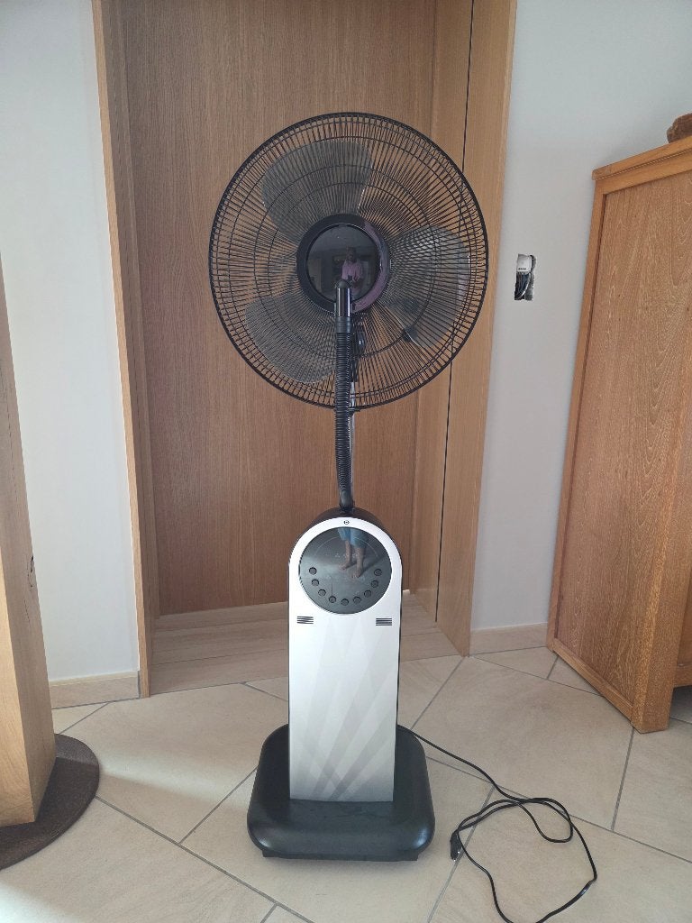 Ventilateur brumisateur sur pied Essentiel-B, Electroménager, Enlèvement, Comme neuf, Ventilateur de trépied
