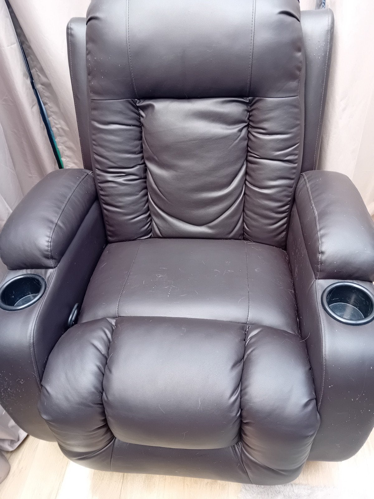 Massagestoel 2 stuks  stoel word warm, Ophalen, Stof