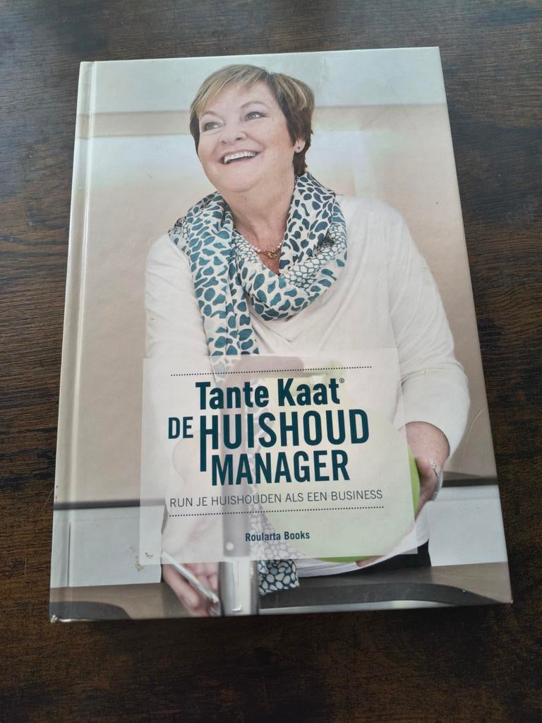 Tante Kaat - De huishoudmanager Elma Dalhuysen-Nuis, Ophalen of Verzenden, Gelezen, Elma Dalhuysen-Nuis