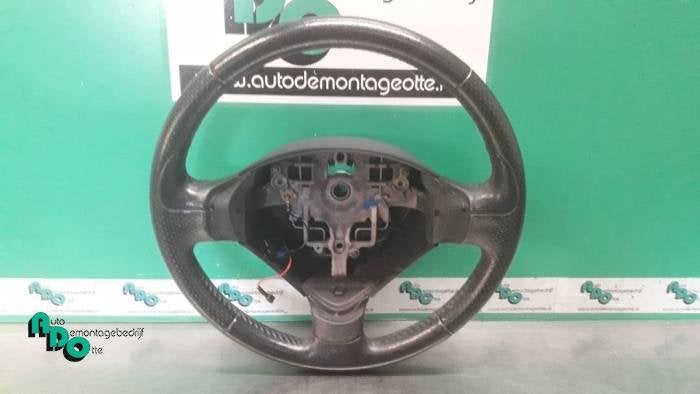 Volant d'un Peugeot 207 (207 06-), Autos : Pièces & Accessoires, -, 3 mois de garantie, Utilisé, -