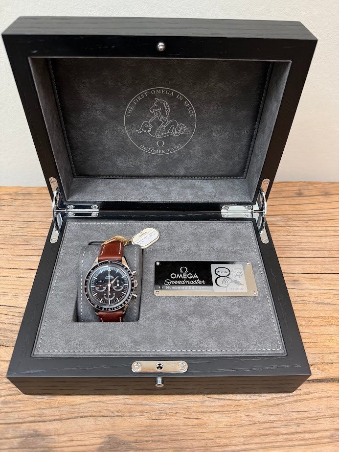 Omega Speedmaster first omega in space, Ophalen, Leer, Staal, Polshorloge