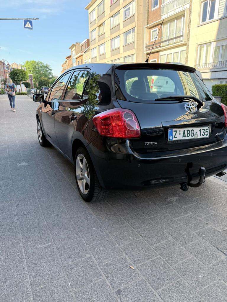Toyota auris benzine automaat  full service  0485905657, Autos, Entreprise, Carnet d'entretien, 5 portes, 5 places