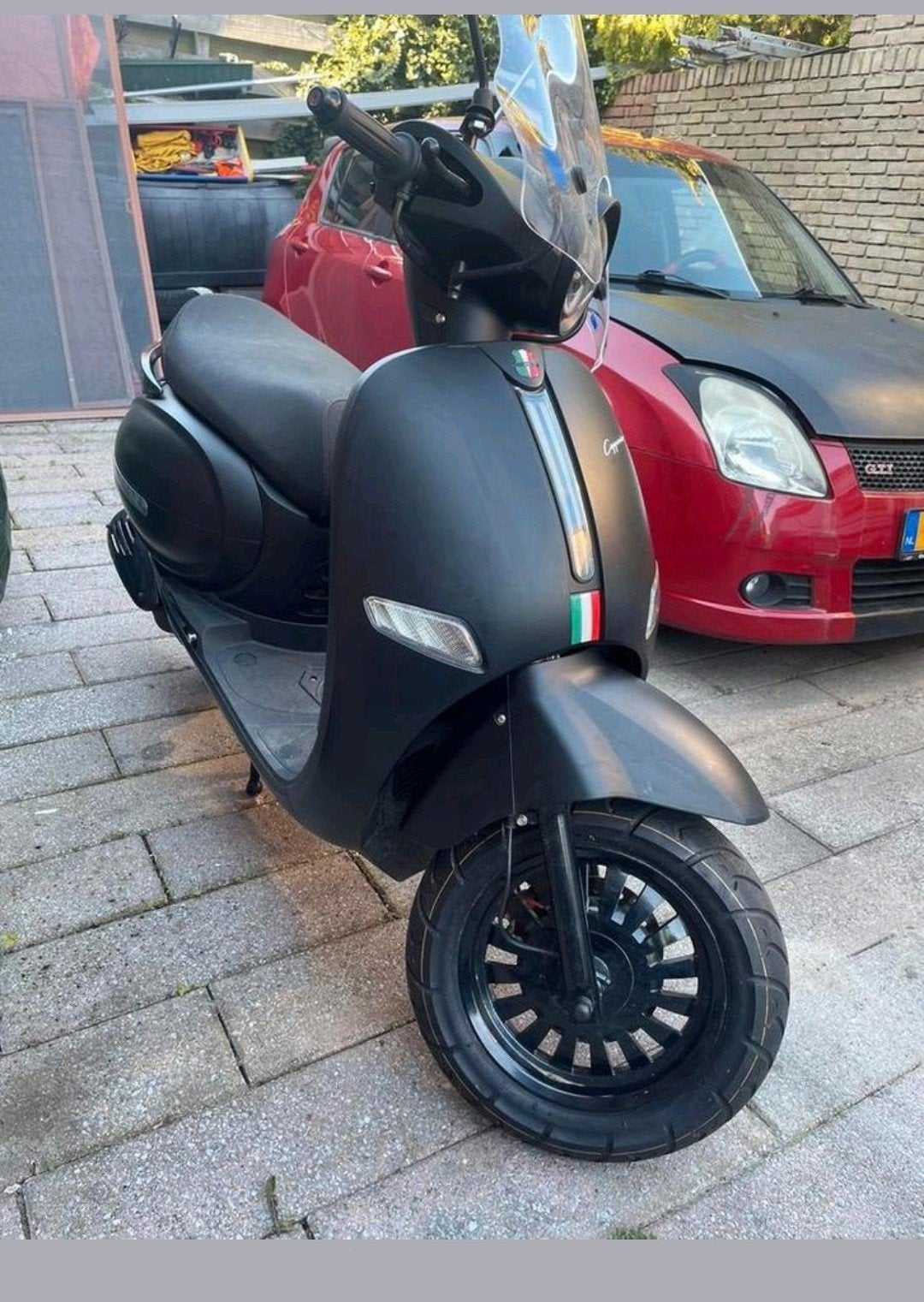 Gts cappuccino A-klasse 25km, Fietsen en Brommers, Scooters | Vespa, Benzine, Ophalen of Verzenden