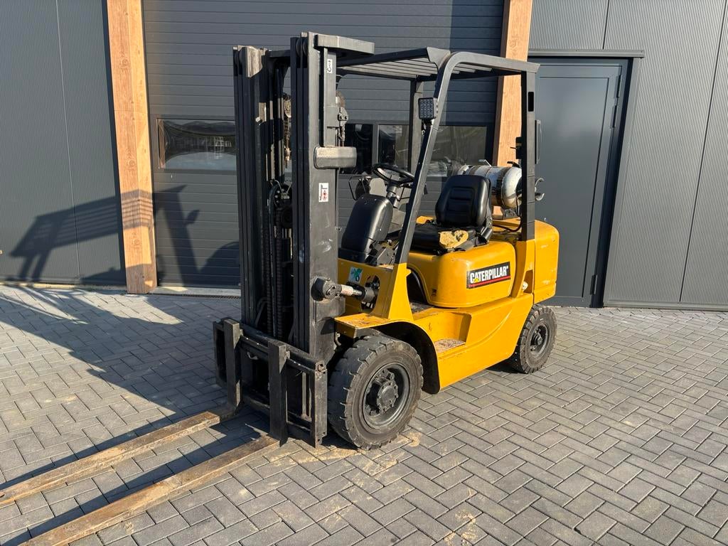 Caterpillar heftruck (marge) GP25K, 2000 tot 3000 kg, Ophalen, LPG, Heftruck