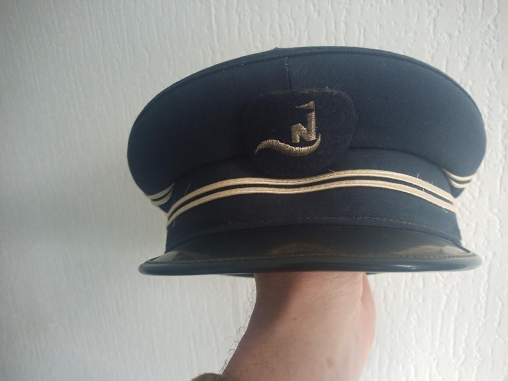Voormalige kepi van het Navigatiekantoor, Verzamelen, Rijkswacht