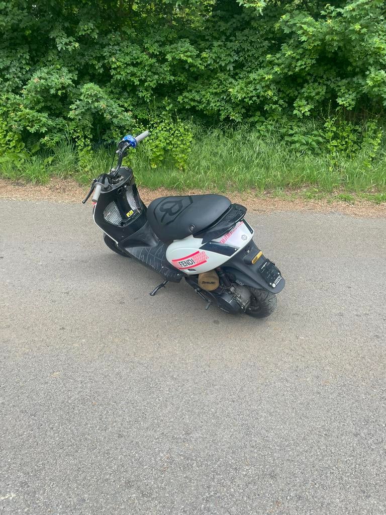 Zip 125 lc, Vélos & Vélomoteurs, Enlèvement, Comme neuf