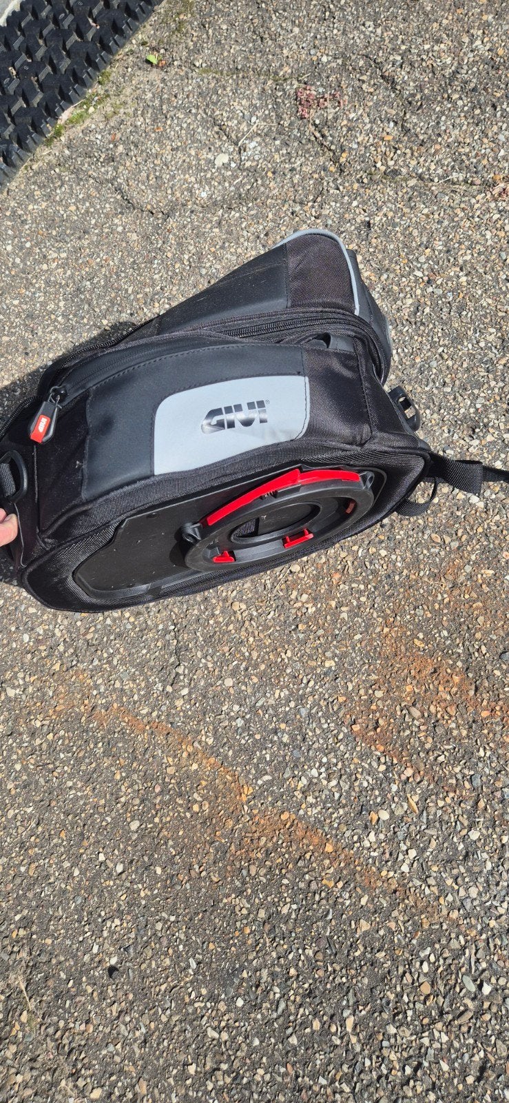 GIVI Xstream 25L, Motoren, Ophalen of Verzenden, Zo goed als nieuw