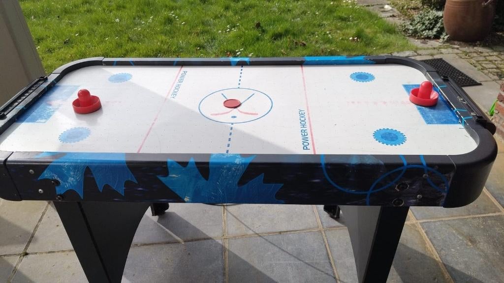Airhockey tafel – werkt perfect – incl. schijfjes & pucks, Ophalen, Gebruikt