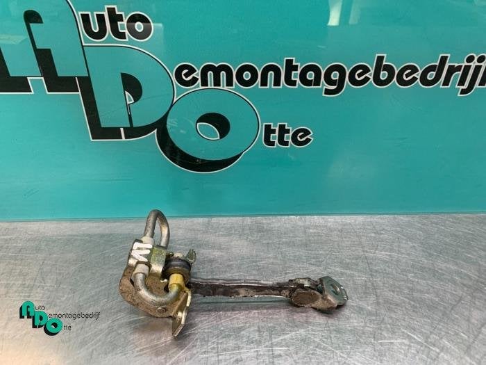 Butée 4portes avant gauche d'un Fiat Panda (Panda 03-), -, 3 mois de garantie, Utilisé, Fiat