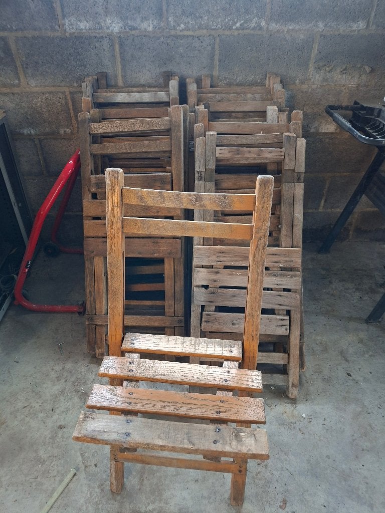 Chaise en bois, Brun, Enlèvement, Bois, Cinq, Six Chaises ou plus