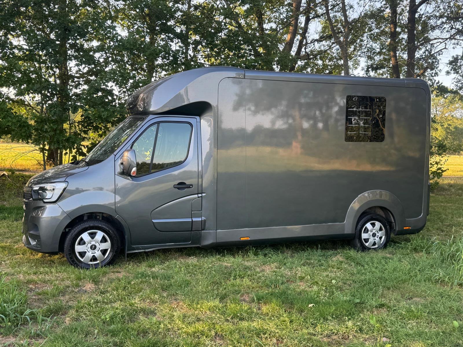 Paardencamionette stx, Animaux & Accessoires, Chevaux & Poneys | Semi-remorques & Remorques, Enlèvement