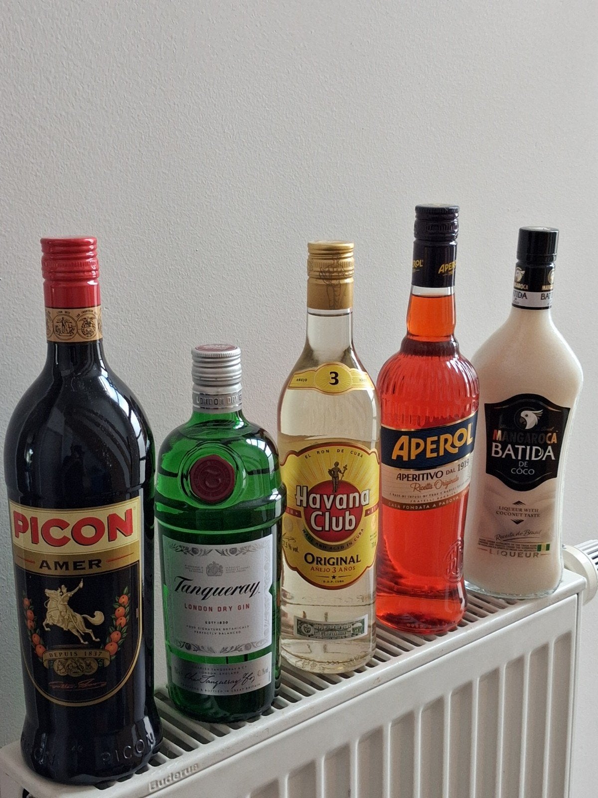 Lot de 5 bouteilles de boissons, Enlèvement, Neuf