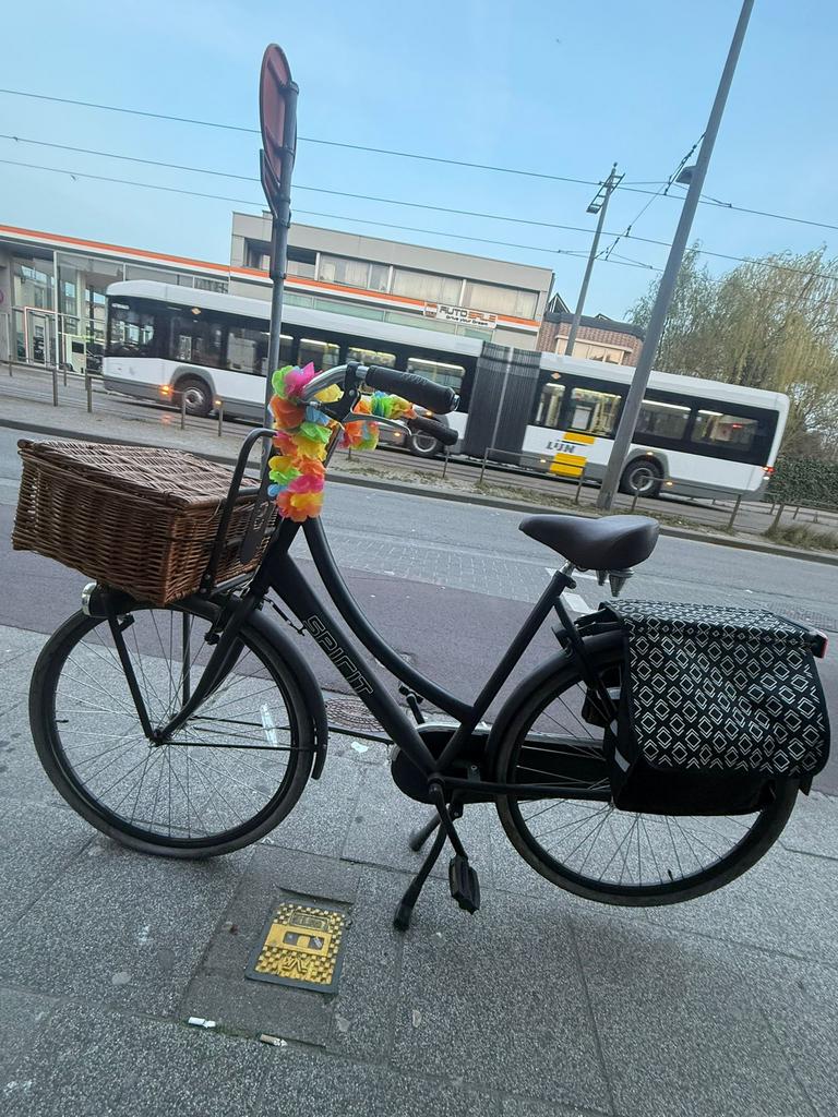 Dames fiets, Ophalen, Zo goed als nieuw