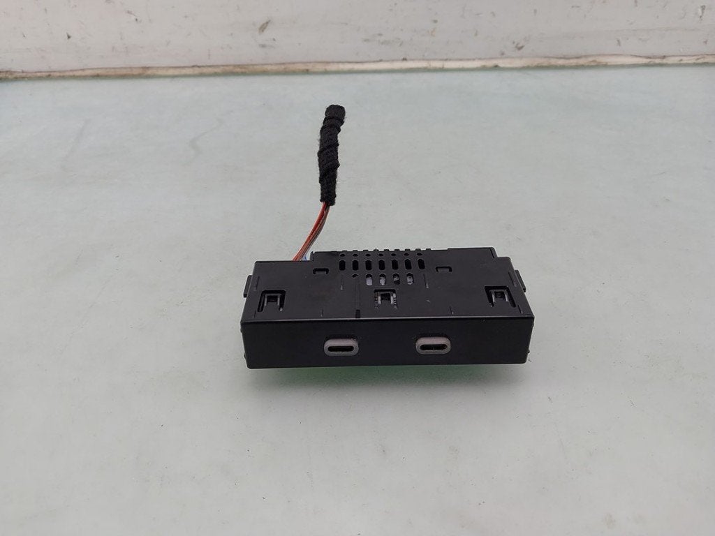 PORT AUX/USB Skoda Scala (|657035736|657035736A|), Dhr. J. Ham, Administratie@autoham.nl, Utilisé, Skoda